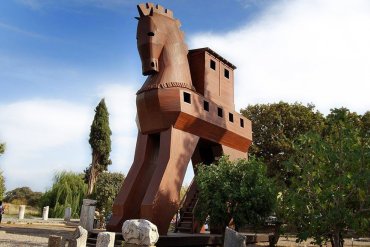 4 Days Troy, Pergamum and Ephesus Tour (Tour starts from Istanbul and ends in Kusadasi)